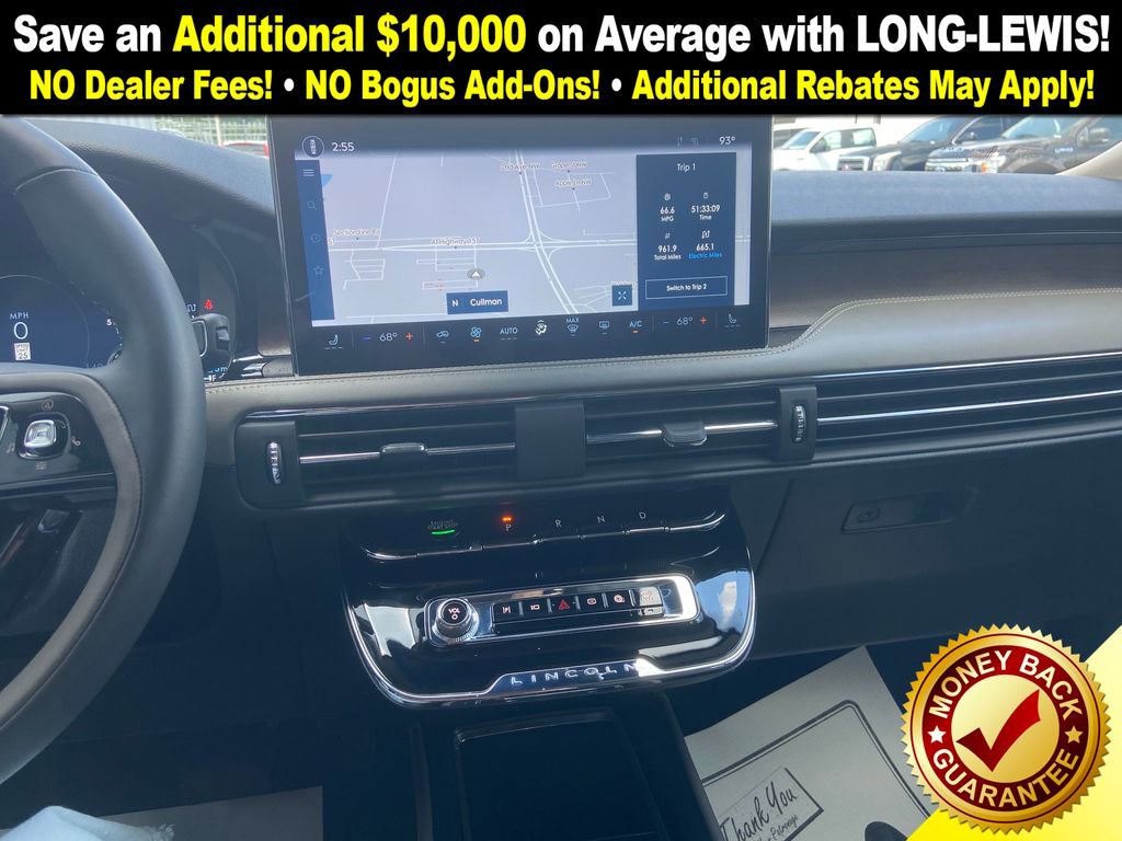 Used 2024 Lincoln Corsair Grand Touring image 23