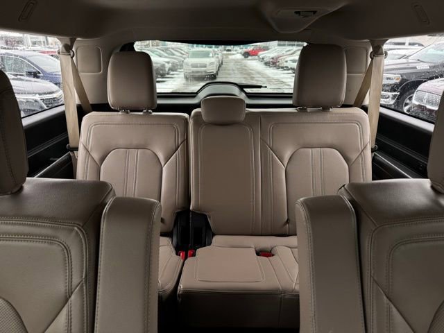 Used 2024 Ford Expedition Max Limited image 23