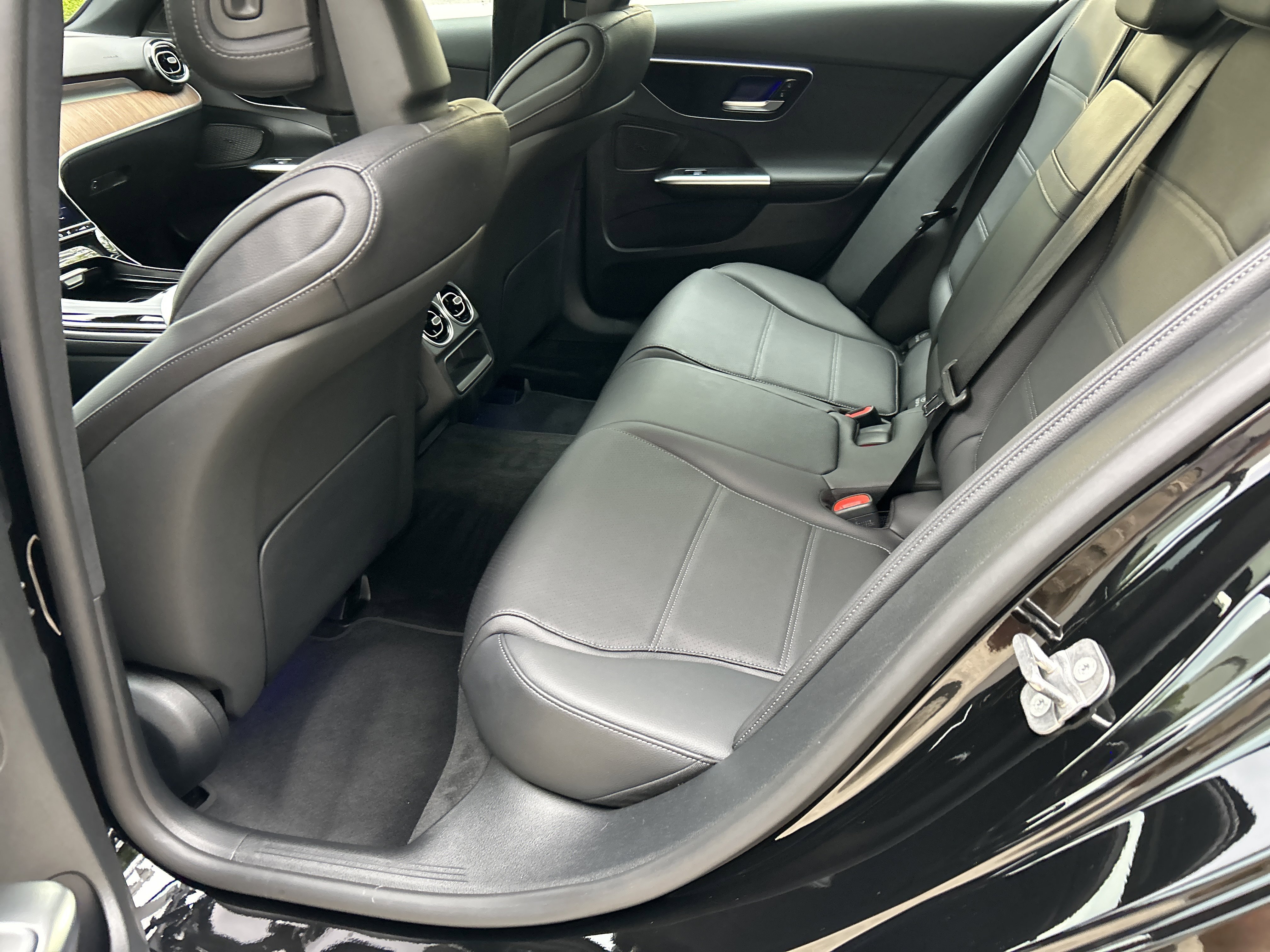 Certified 2025 Mercedes-Benz C 300 Sedan image 41