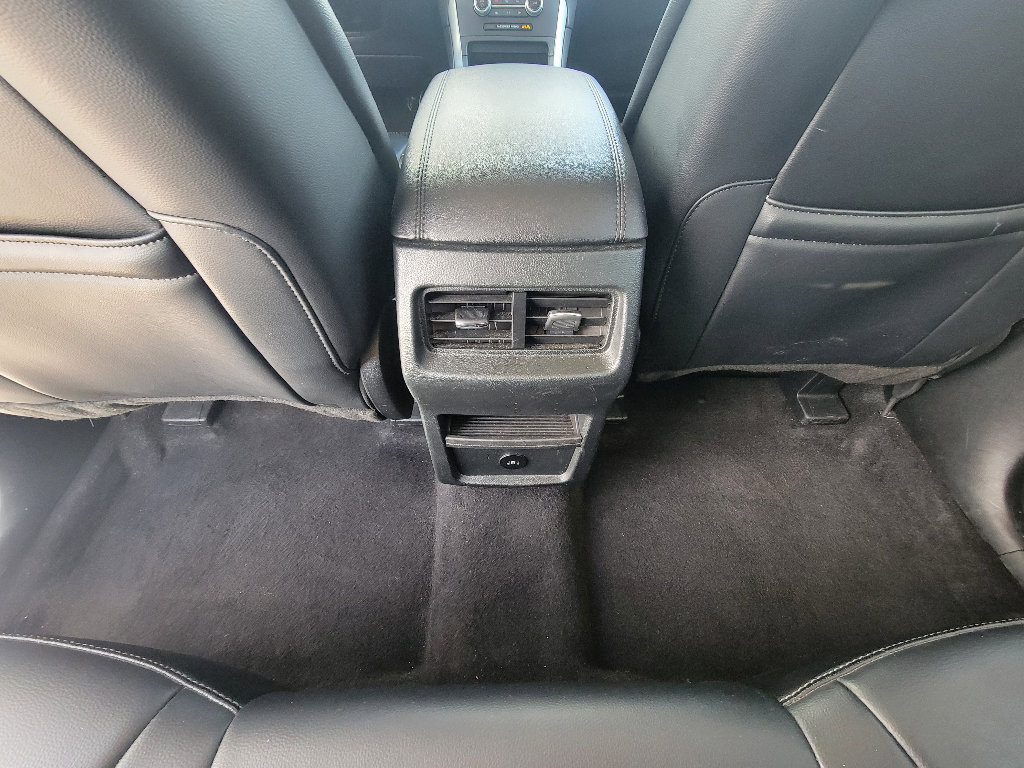 Used 2024 Ford Edge SEL image 27