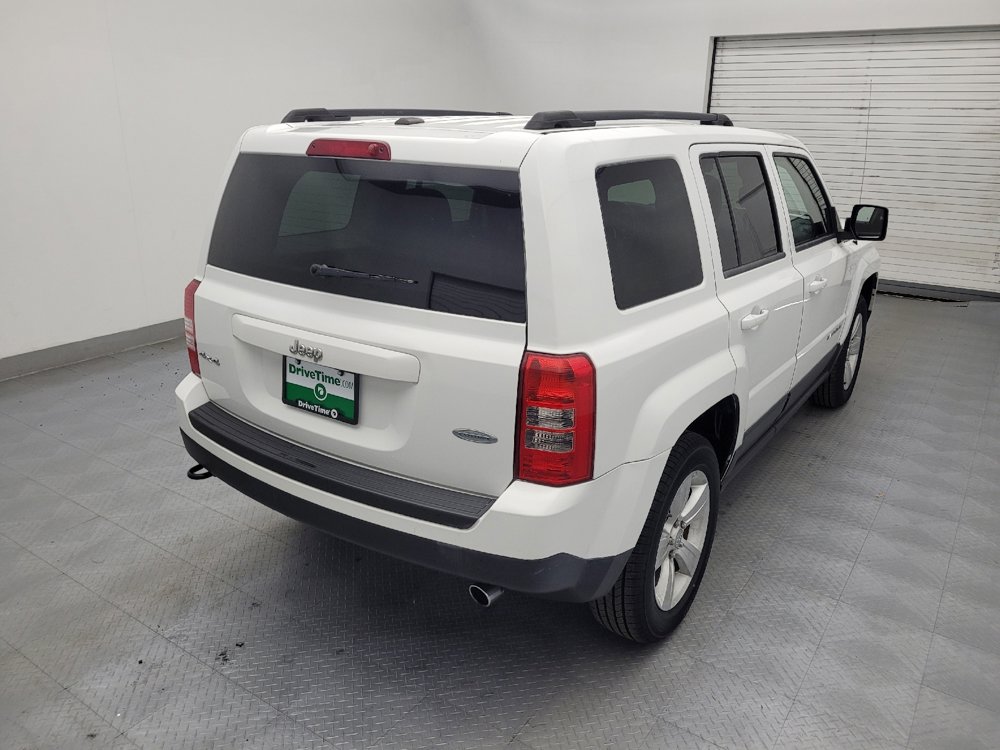 Used 2014 Jeep Patriot Latitude image 9
