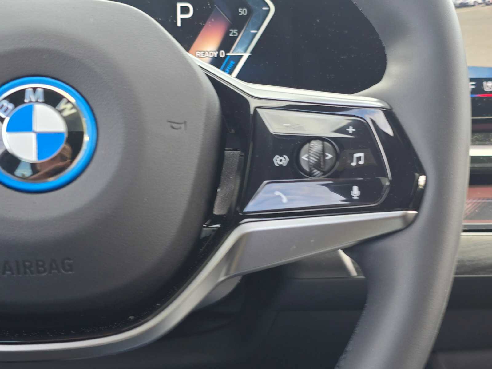 Used 2026 BMW i5 eDrive40 AWD/4WD image 31