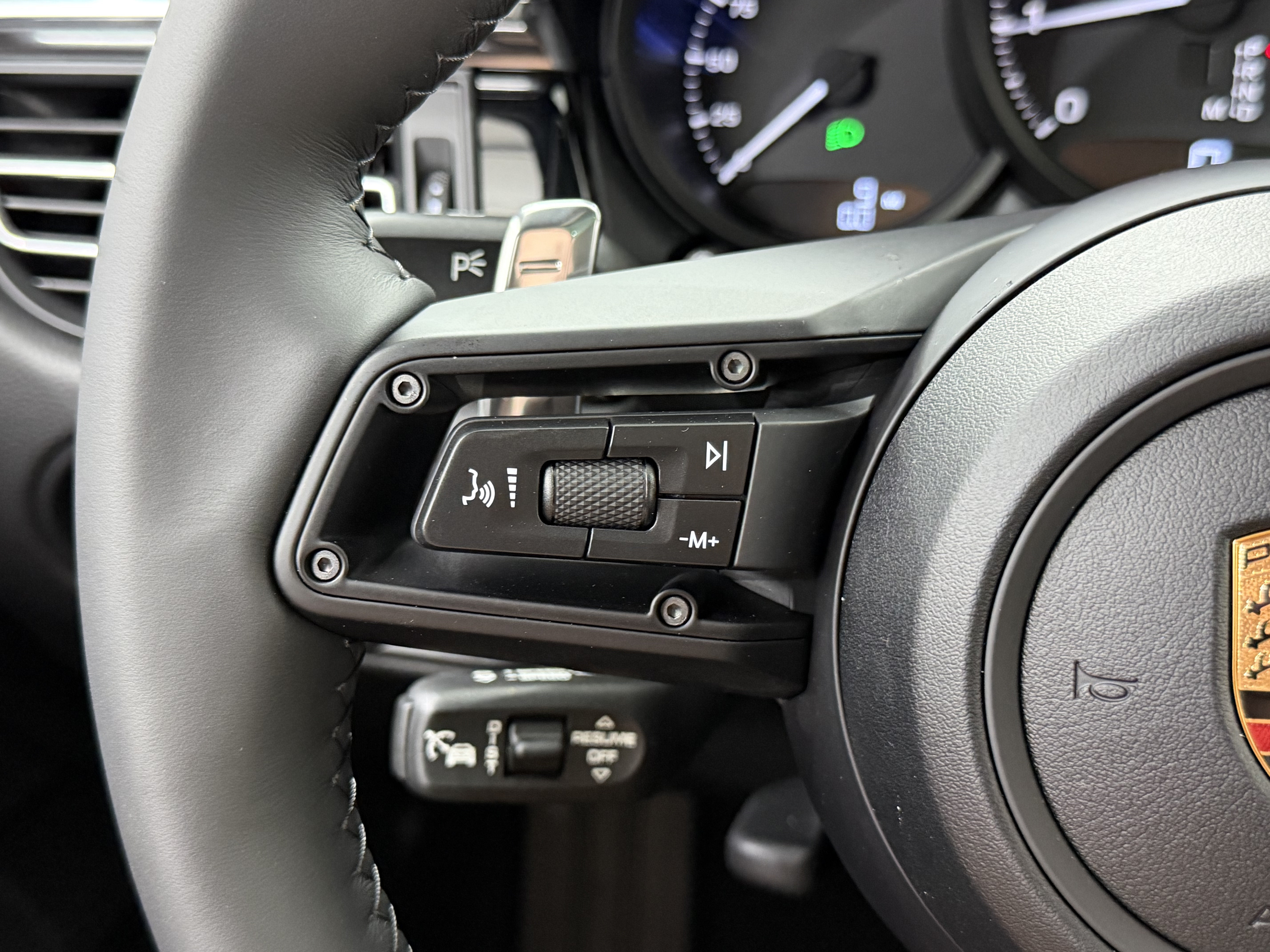 New 2026 Porsche Macan Turbo AWD/4WD image 50