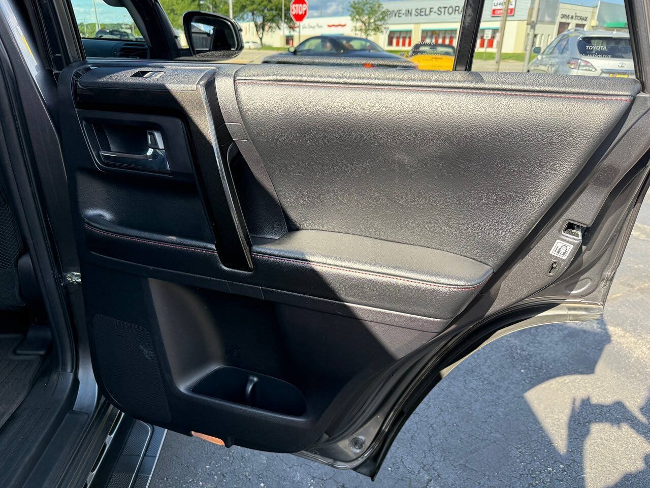 Used 2014 Toyota 4Runner Trail AWD/4WD image 81