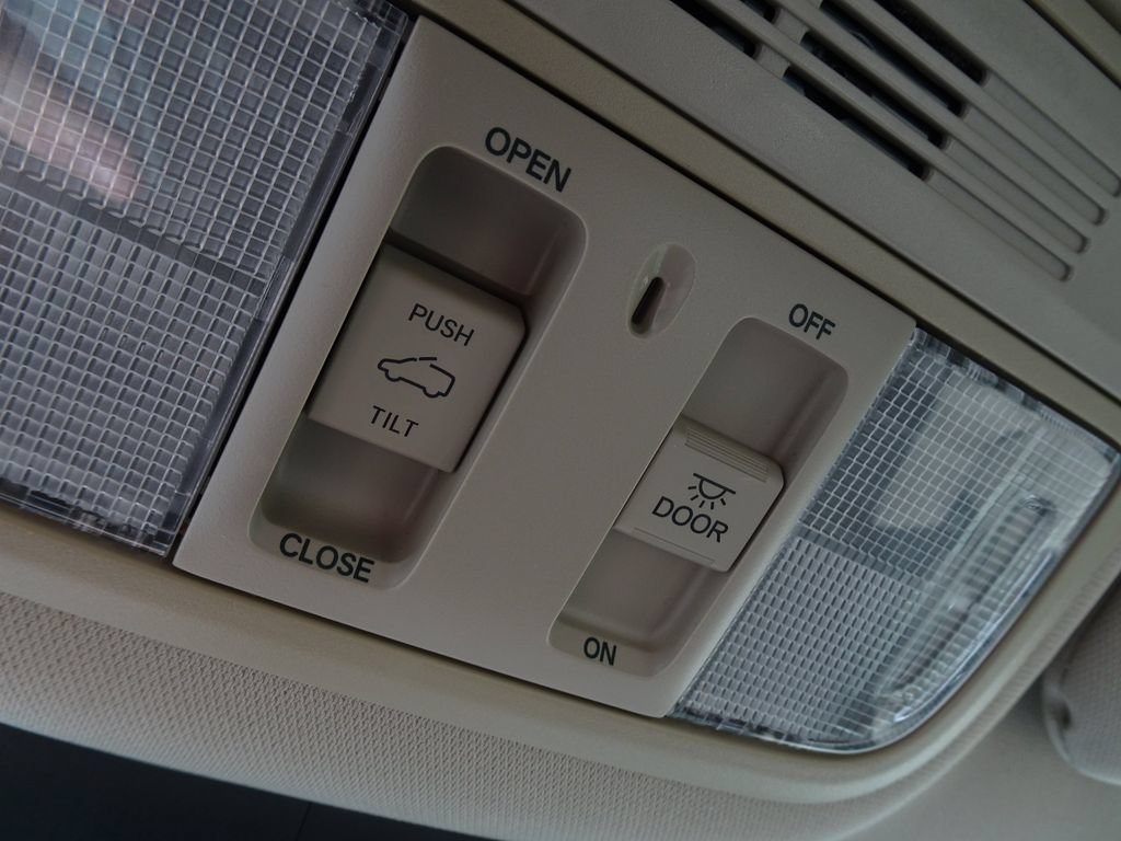 Used 2017 Honda CR-V EX image 25