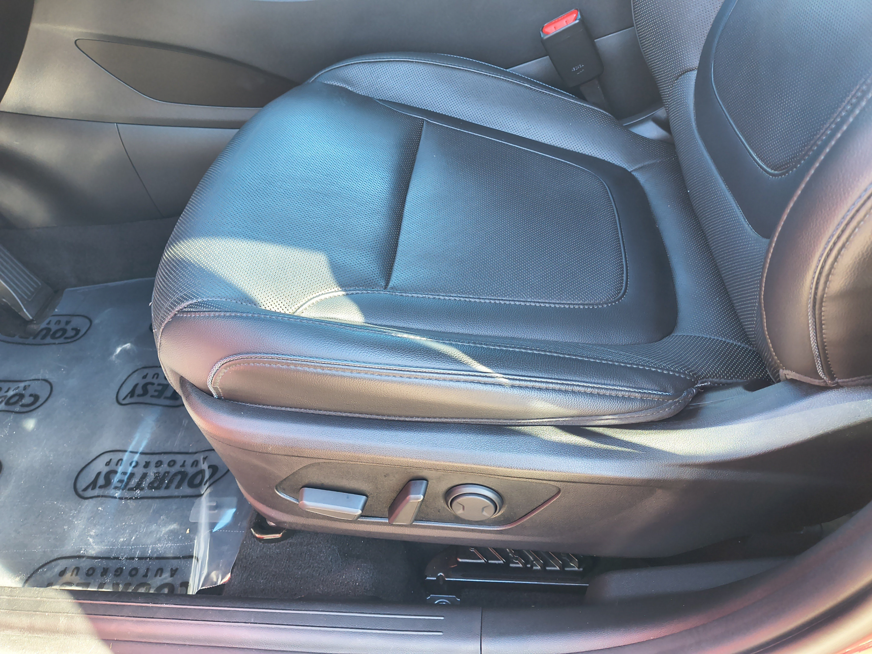 Used 2022 Hyundai Tucson SEL w/ Convenience + Premium Package FWD image 20