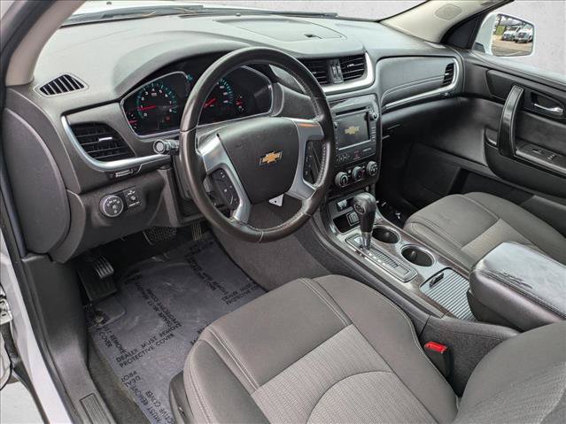 Used 2017 Chevrolet Traverse LT AWD/4WD image 10