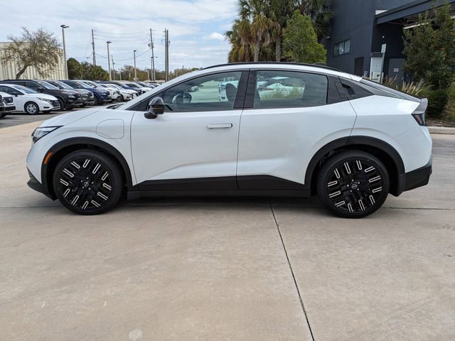 New 2026 Nissan Leaf Platinum+ w/ Cargo Package (Platinum+) FWD image 9