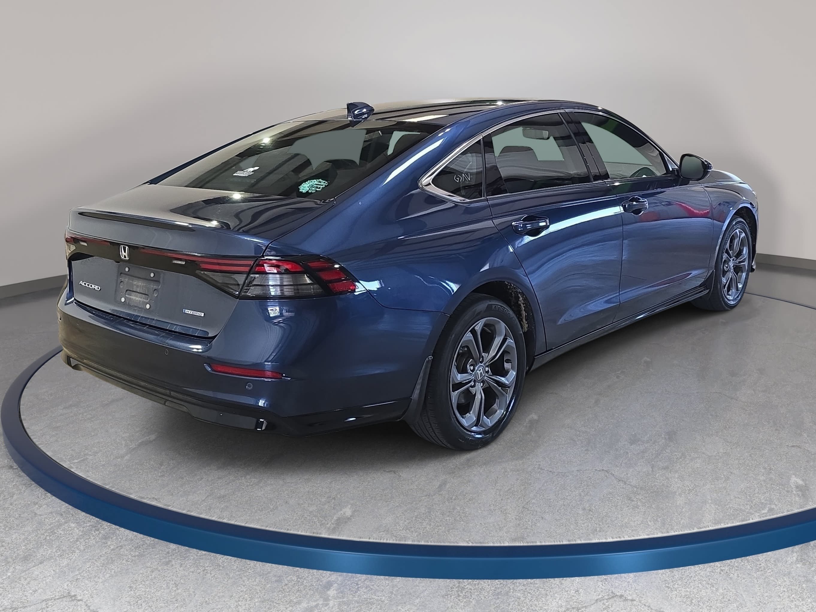 Used 2024 Honda Accord EX-L image 6