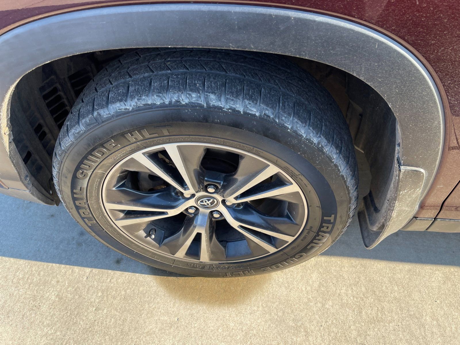 Used 2019 Toyota Highlander LE image 7