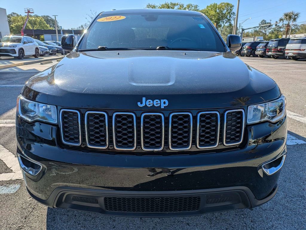Used 2021 Jeep Grand Cherokee Laredo image 9