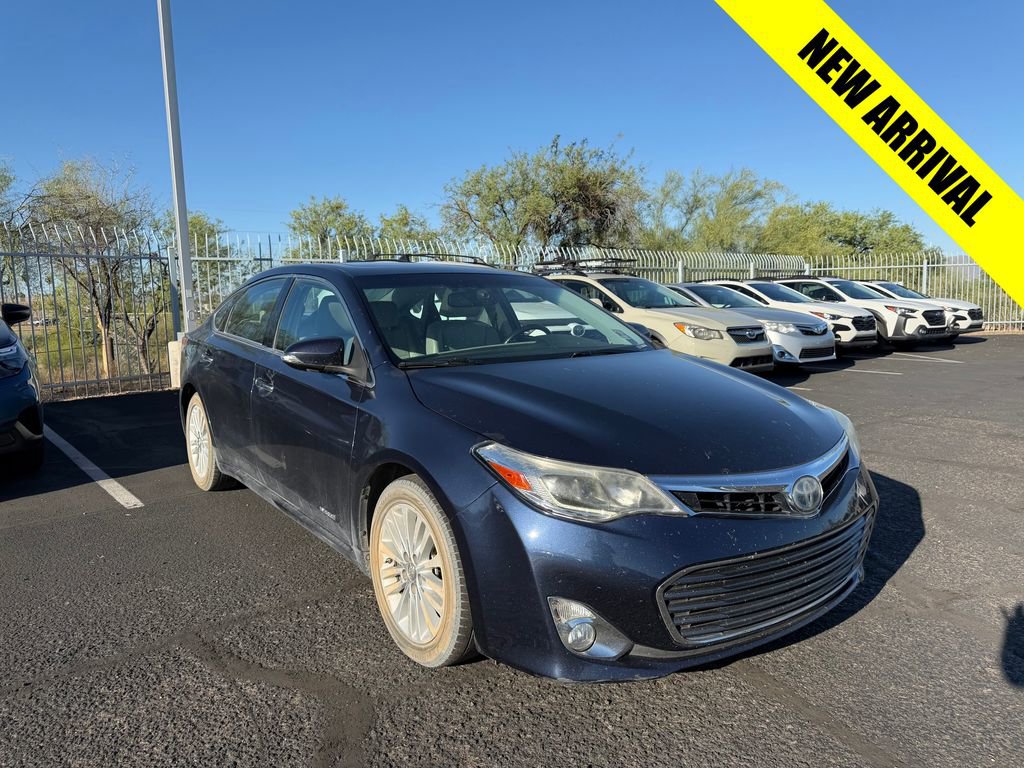 Used 2014 Toyota Avalon Limited w/ Technology Package