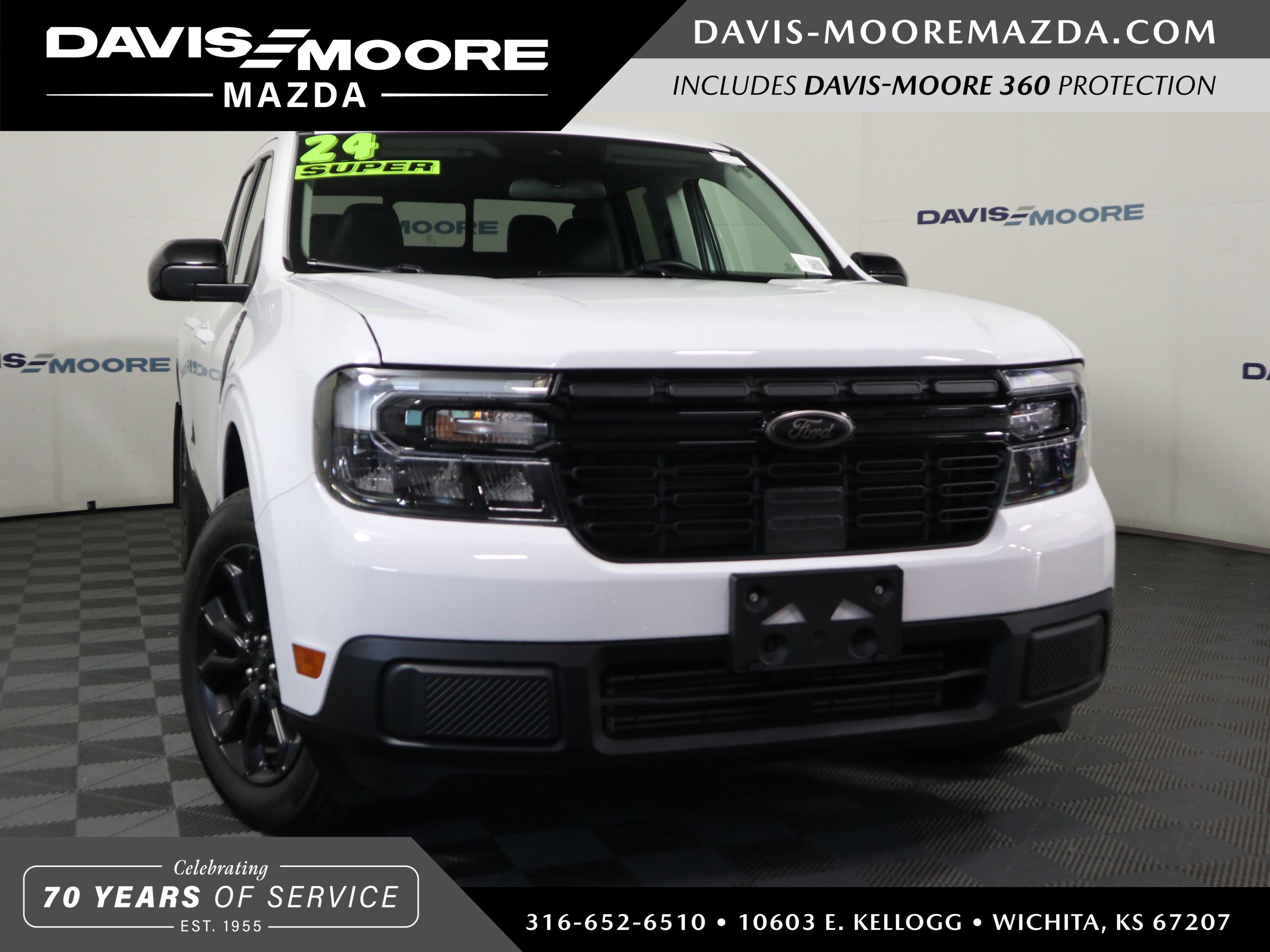 Used 2024 Ford Maverick Lariat w/ Black Appearance Package image 1