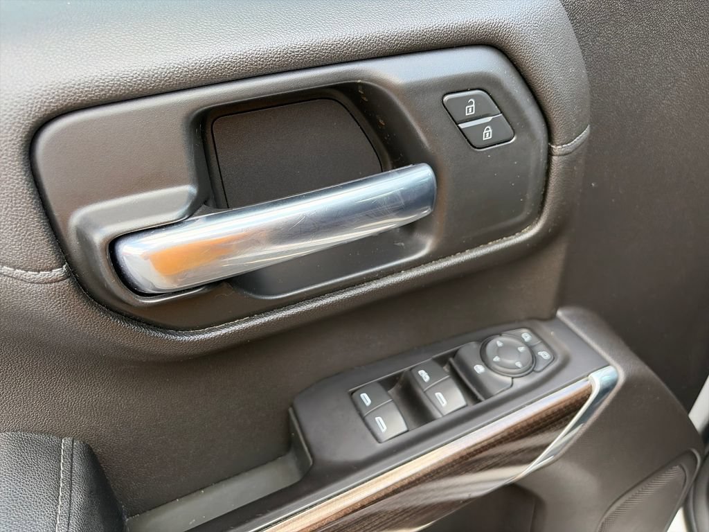 Used 2020 Chevrolet Silverado 1500 LT w/ All-Star Edition AWD/4WD image 16