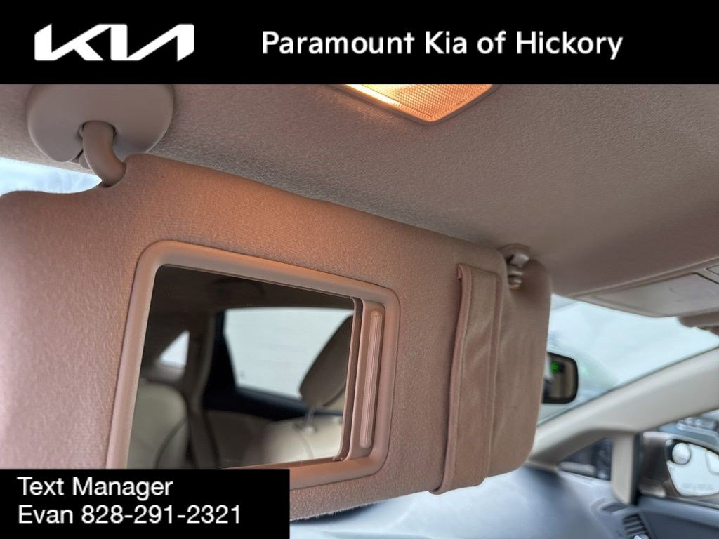 Used 2013 Toyota Venza LE image 31