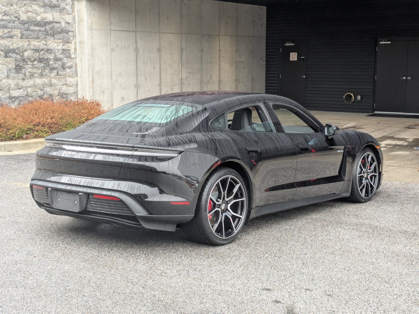 New 2026 Porsche Taycan 4S AWD/4WD image 9