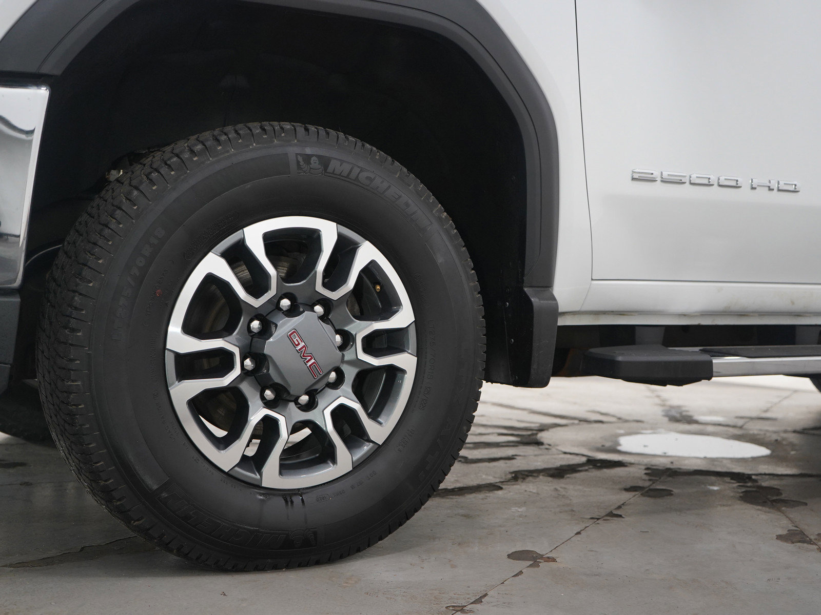 Used 2023 GMC Sierra 2500 SLT w/ Gooseneck/5TH Wheel Package AWD/4WD image 29