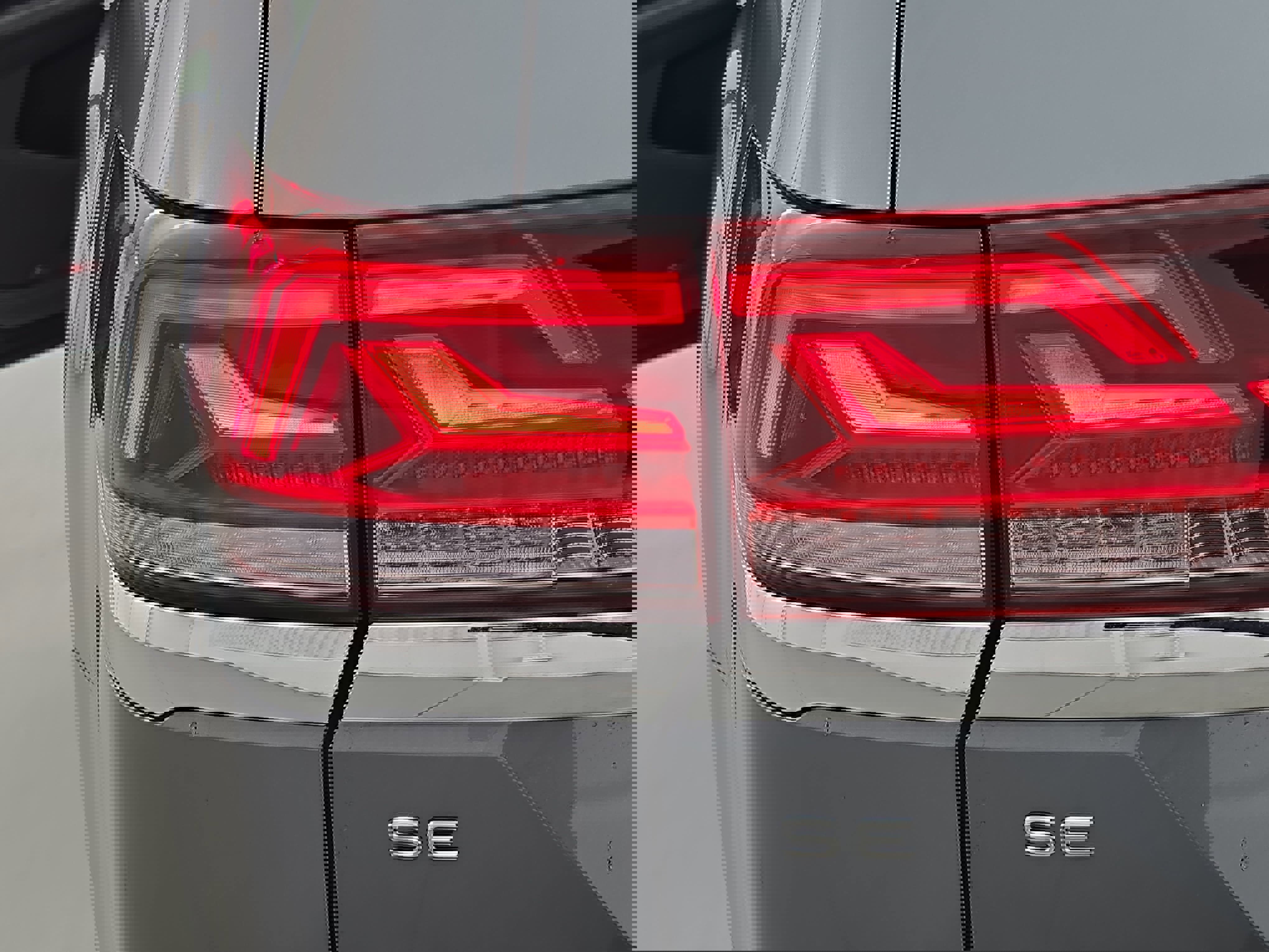 Used 2024 Volkswagen Atlas SE image 34