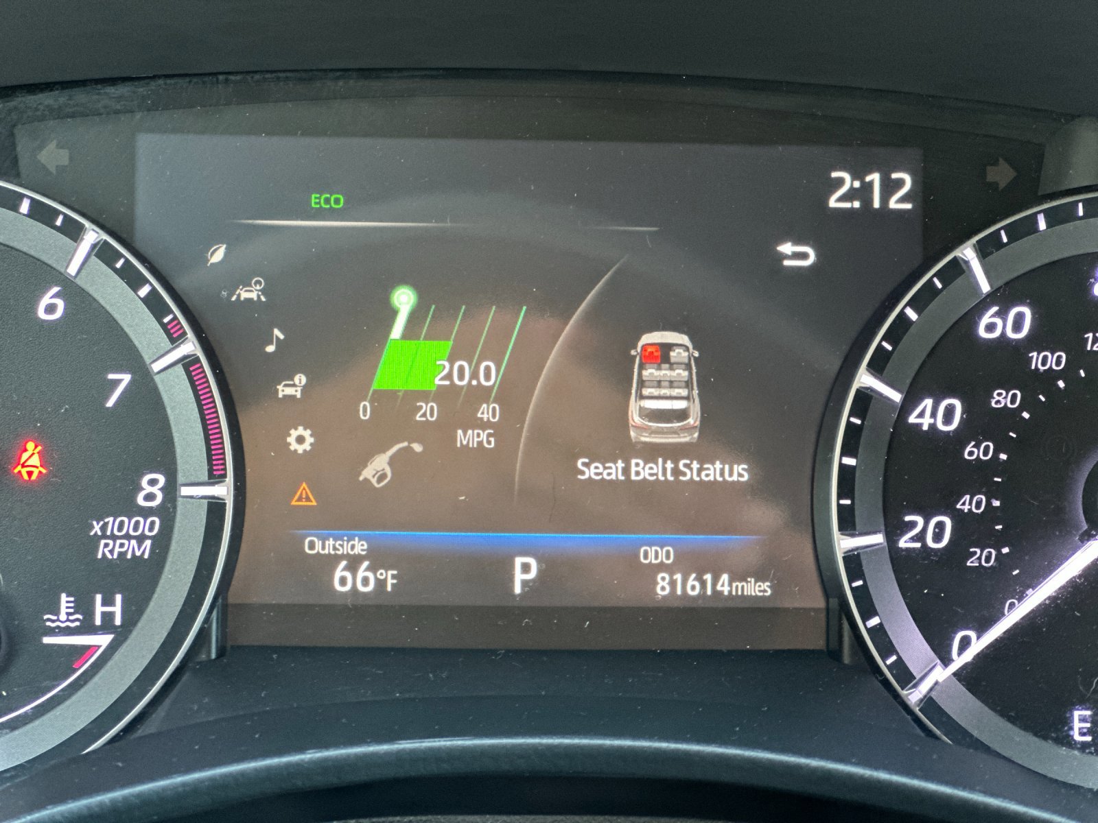 Used 2020 Toyota Highlander XLE image 29