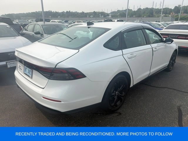 Certified 2025 Honda Accord SE image 2