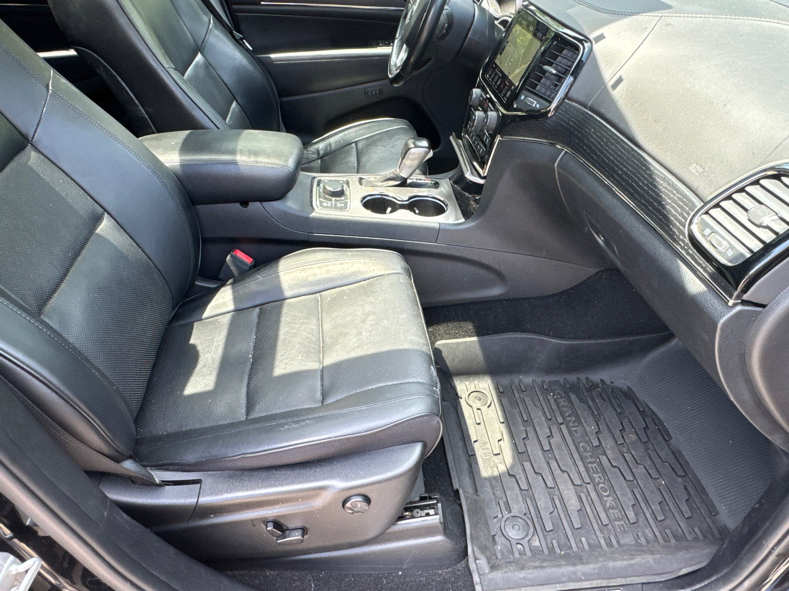 Used 2021 Jeep Grand Cherokee High Altitude AWD/4WD image 16