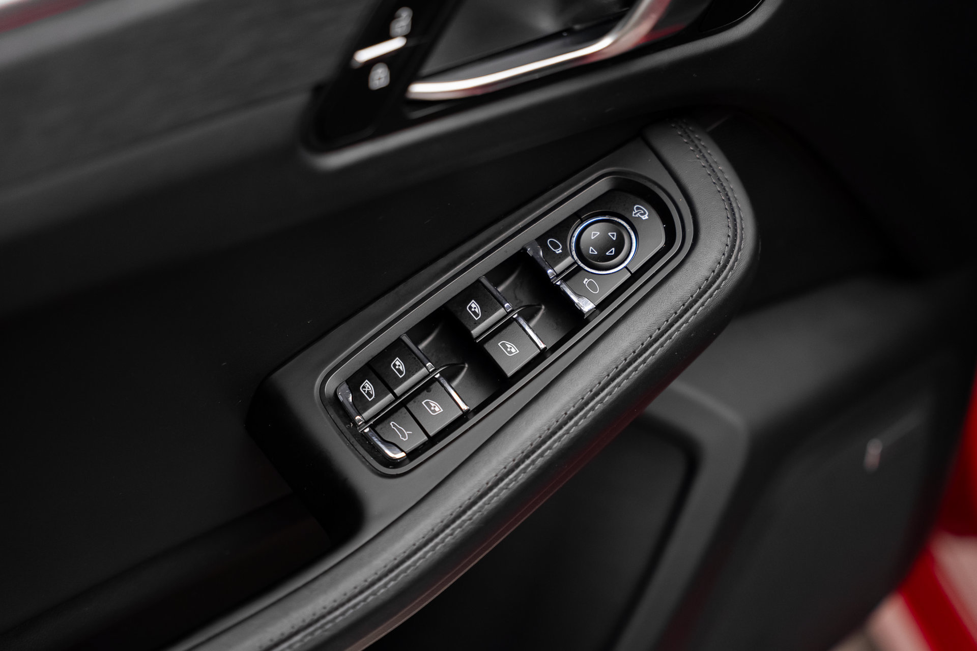 Used 2022 Porsche Macan GTS AWD/4WD image 57