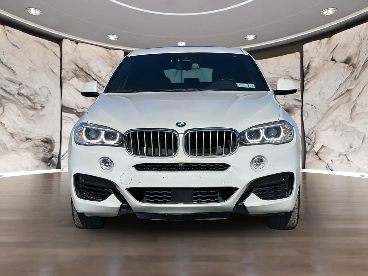 Used 2019 BMW X6 xDrive50i image 2