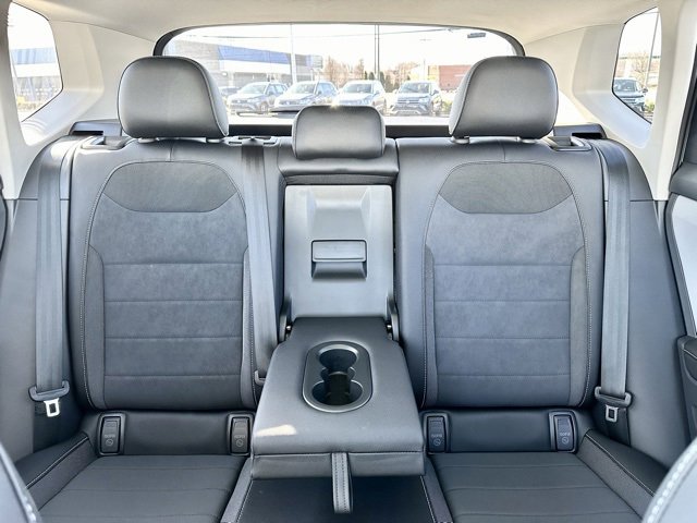 New 2024 Volkswagen Taos SE image 17