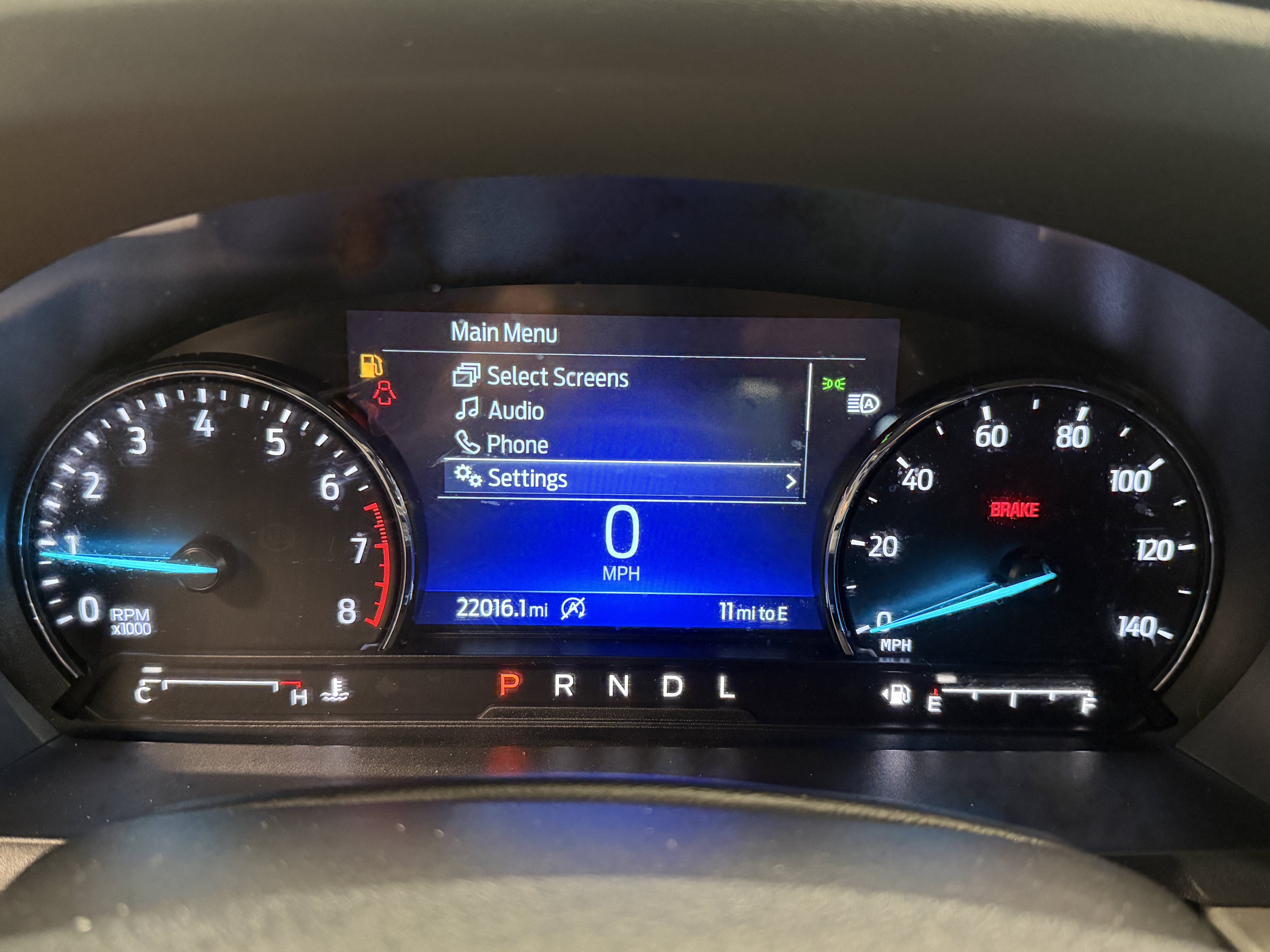 Used 2024 Ford Explorer XLT AWD/4WD image 15