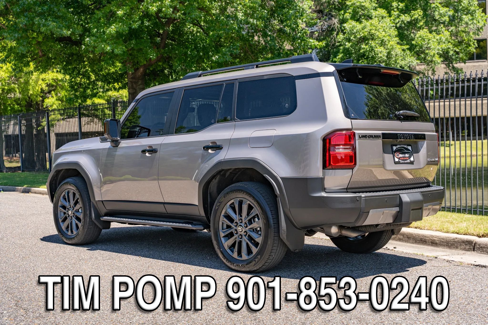 Used 2025 Toyota Land Cruiser w/ Premium Package AWD/4WD image 8