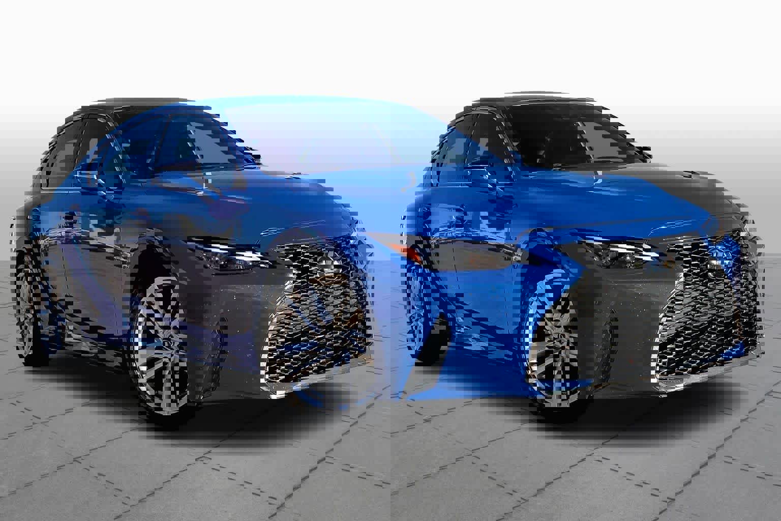 Used 2021 Lexus IS 300 w/ Accessory Package image 4