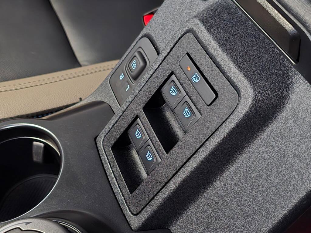Used 2024 Ford Bronco Wildtrak AWD/4WD image 36