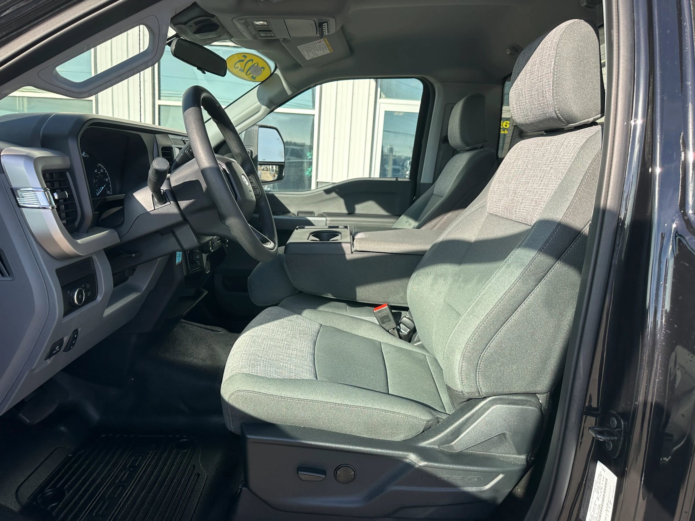 Used 2025 Ford F350 XLT w/ XLT Value Package image 11