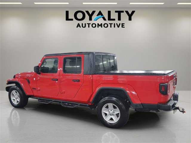 Used 2021 Jeep Gladiator Sport image 3