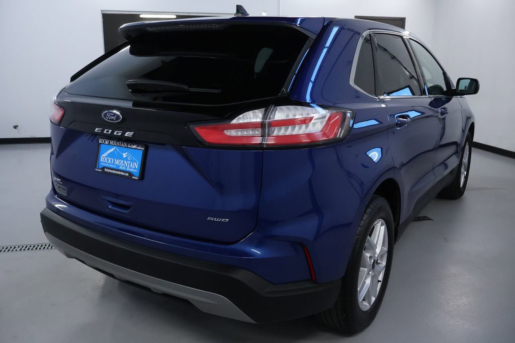Used 2024 Ford Edge SEL image 7