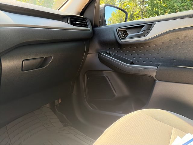 Certified 2020 Ford Escape S FWD image 32