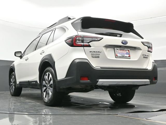 Used 2025 Subaru Outback Touring image 25