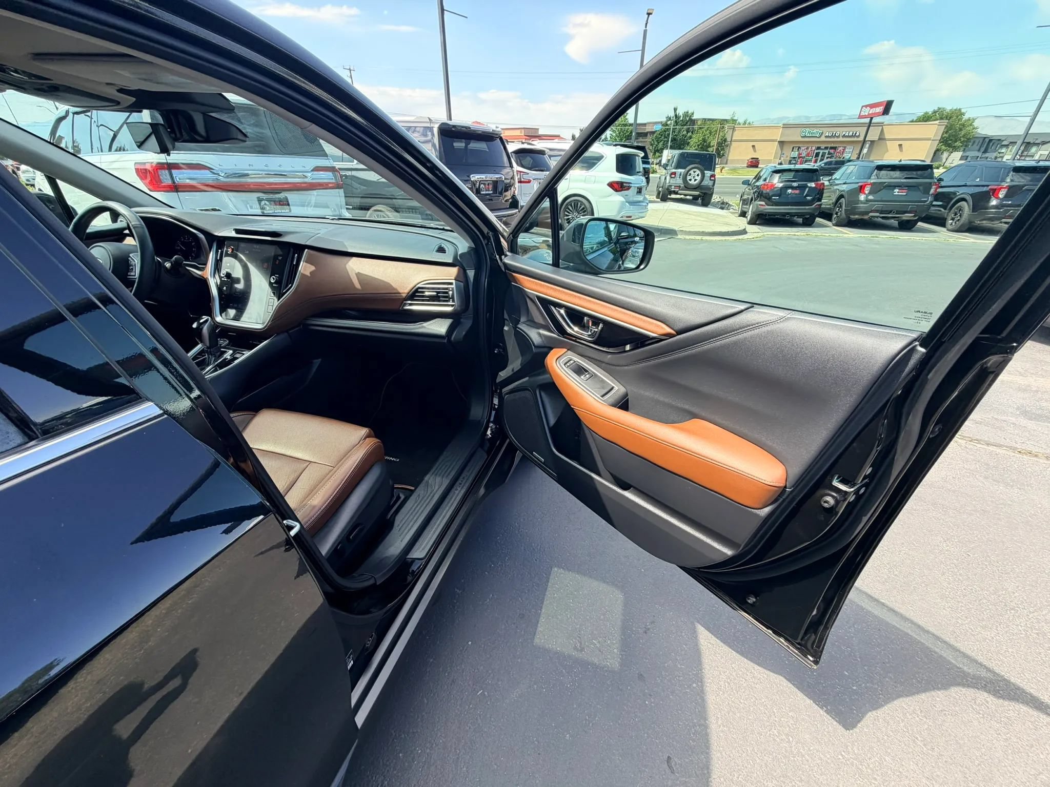 Used 2023 Subaru Outback Touring AWD/4WD image 26