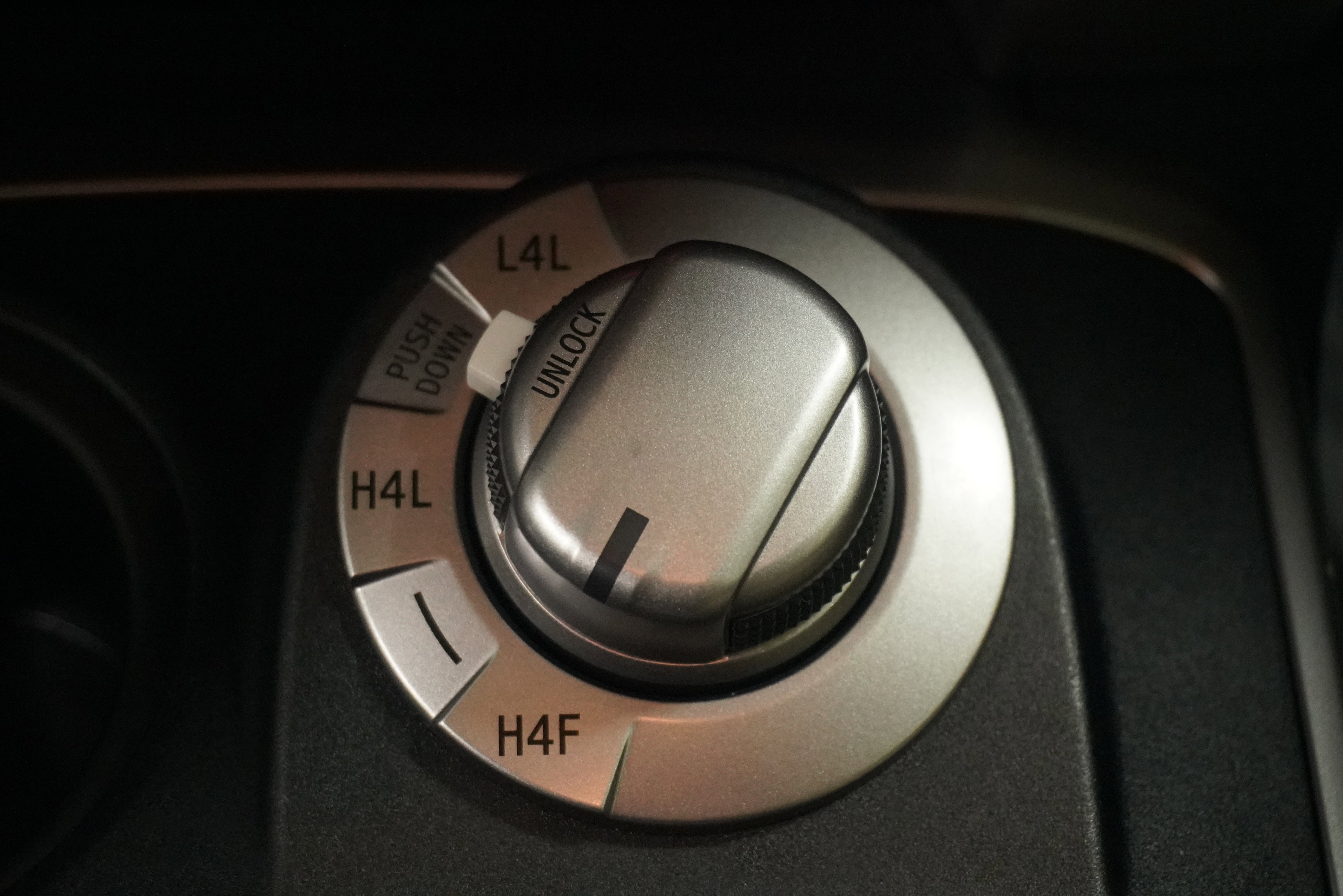 Used 2019 Toyota 4Runner Limited AWD/4WD image 24