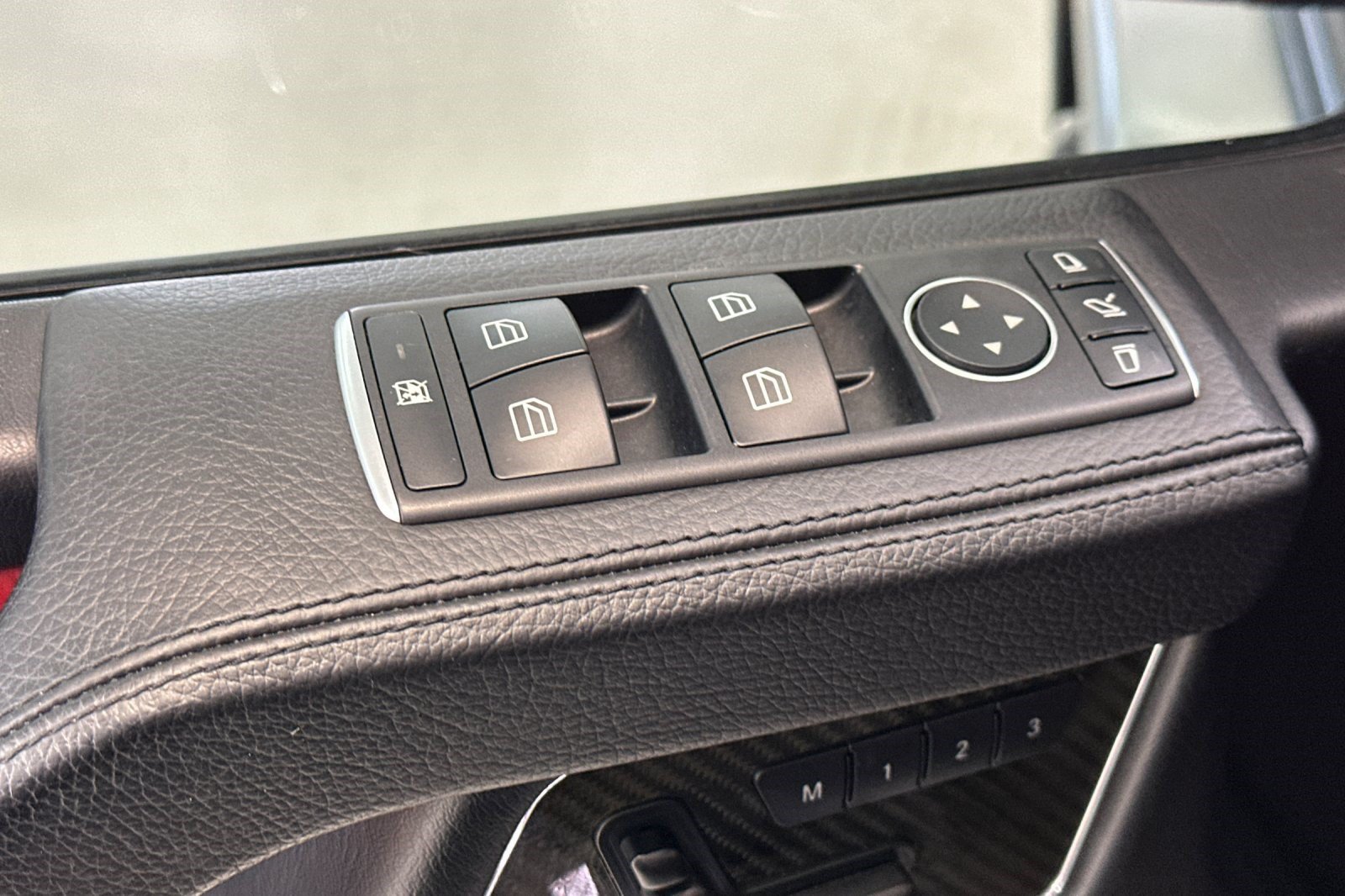 Used 2017 Mercedes-Benz G 63 AMG 4MATIC image 12
