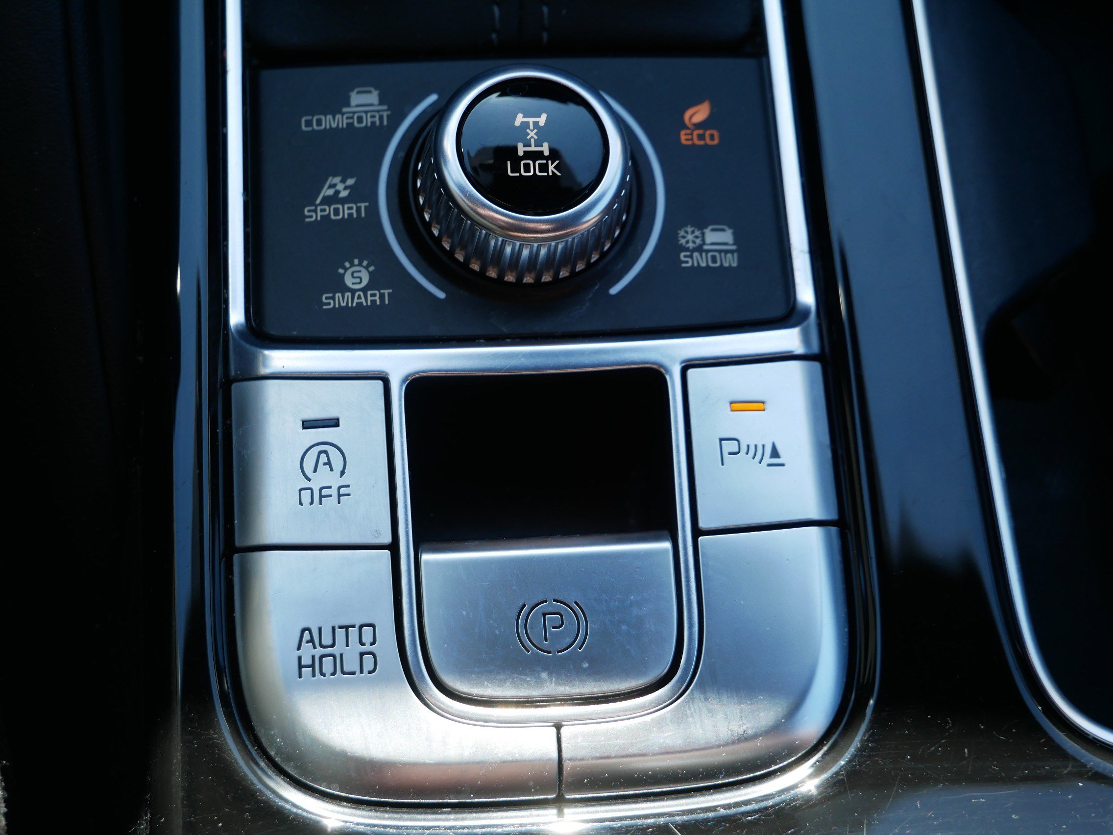 Used 2023 Kia Telluride EX w/ EX Captain's Chair Package image 30