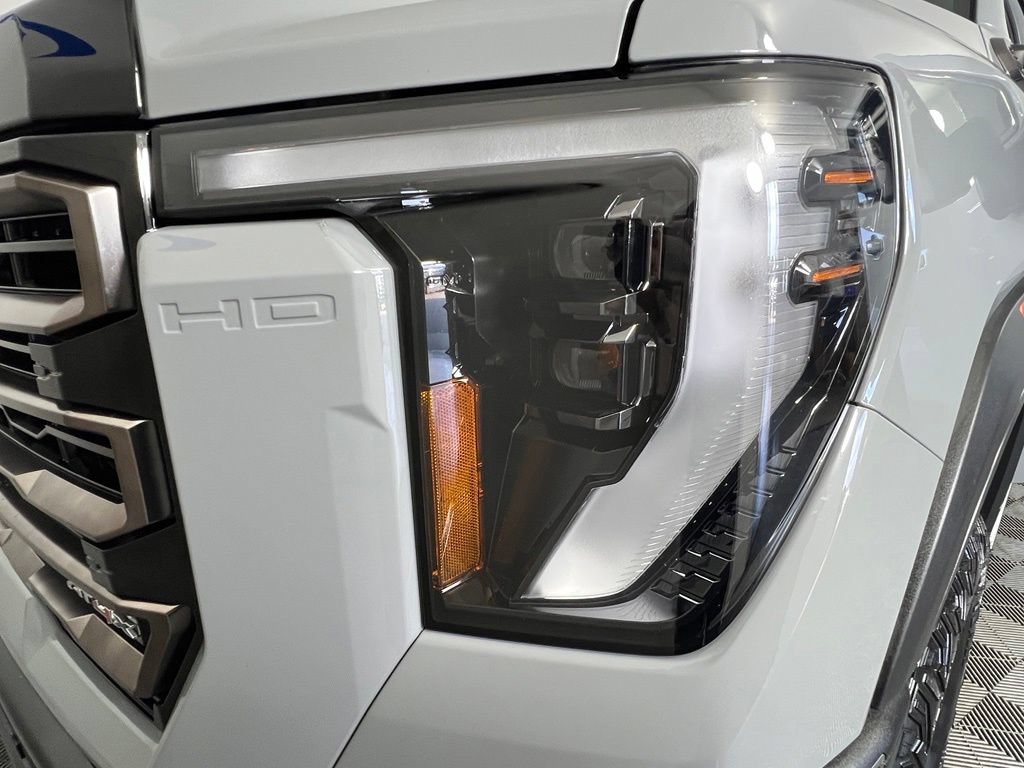 Certified 2025 GMC Sierra 2500 AT4X AWD/4WD image 36