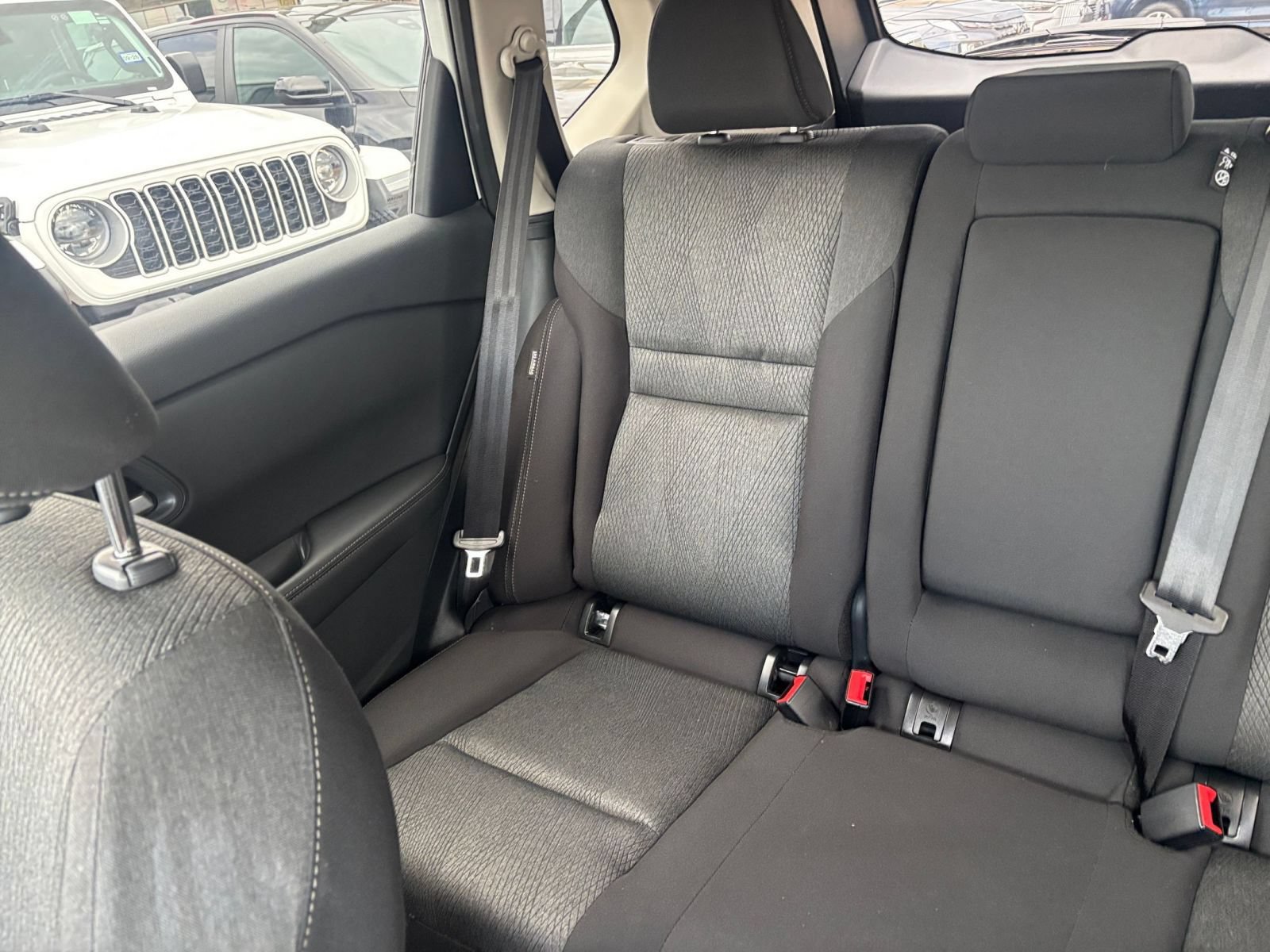 Used 2026 Nissan Rogue SV FWD image 41