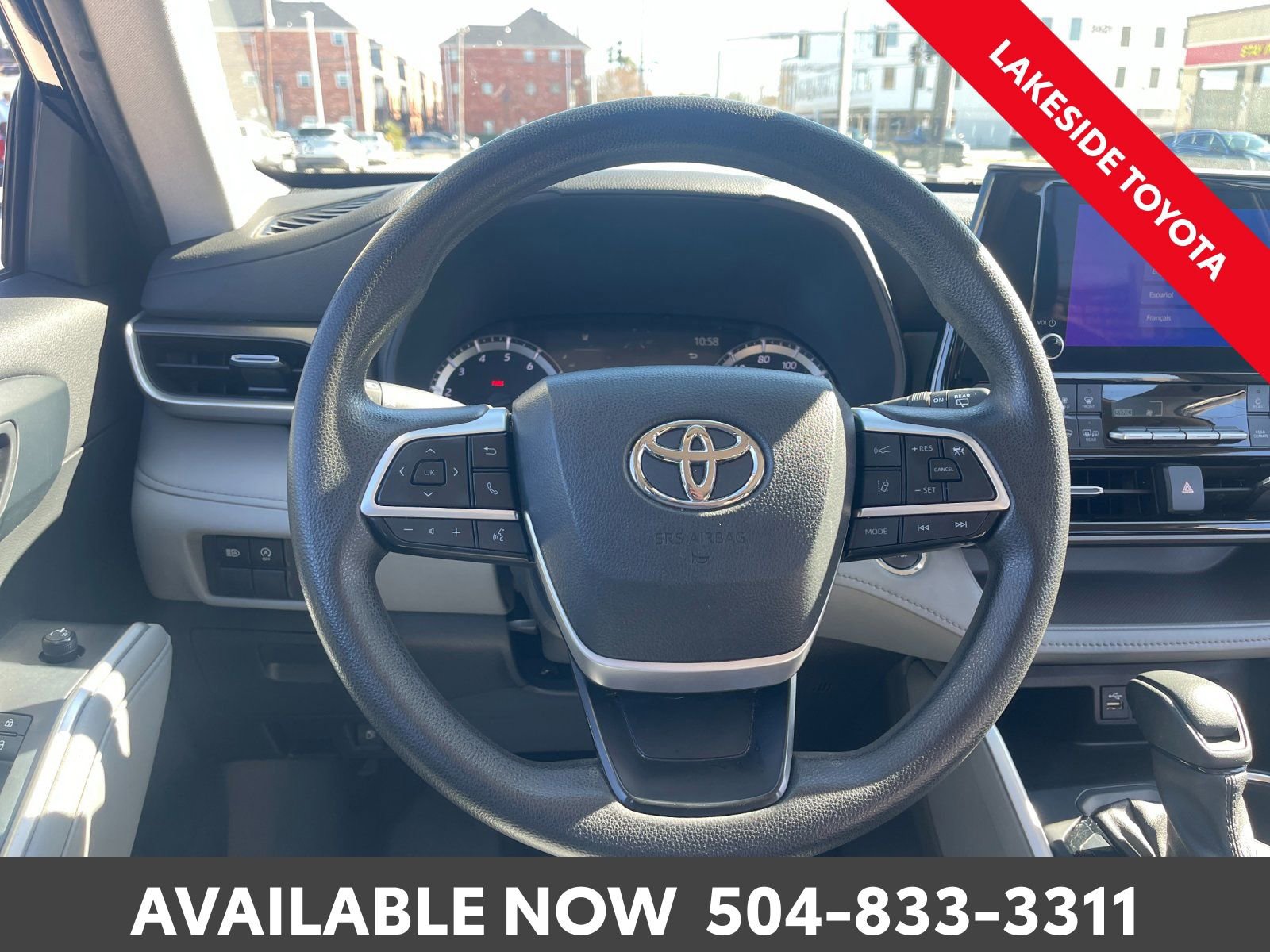 Used 2023 Toyota Highlander L image 23
