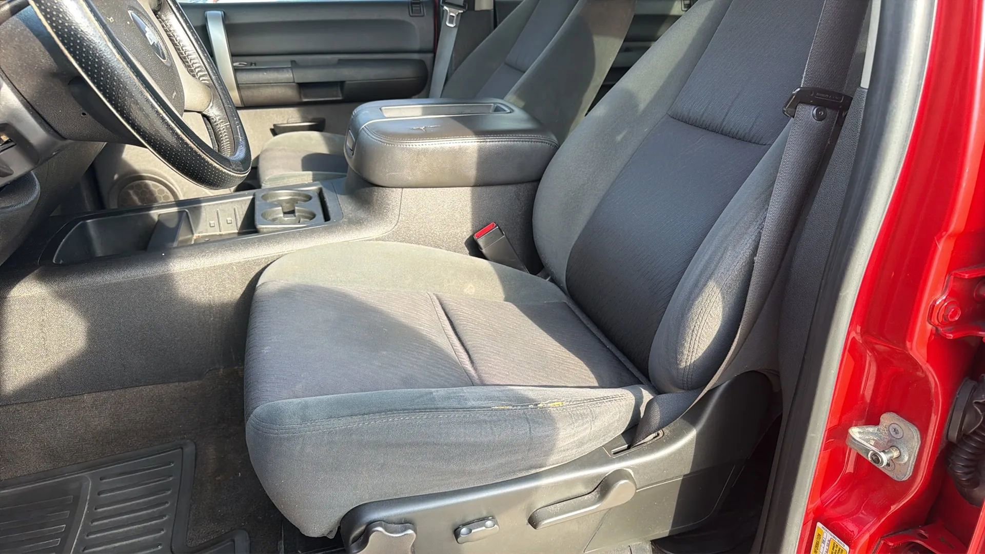 Used 2008 Chevrolet Silverado 1500 LT w/ Towing Package image 92