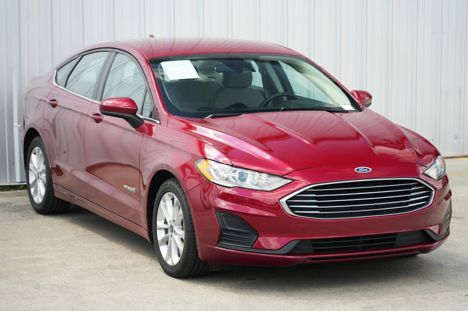 Used 2019 Ford Fusion SE image 48