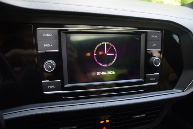 Used 2020 Volkswagen Jetta R-Line FWD image 9
