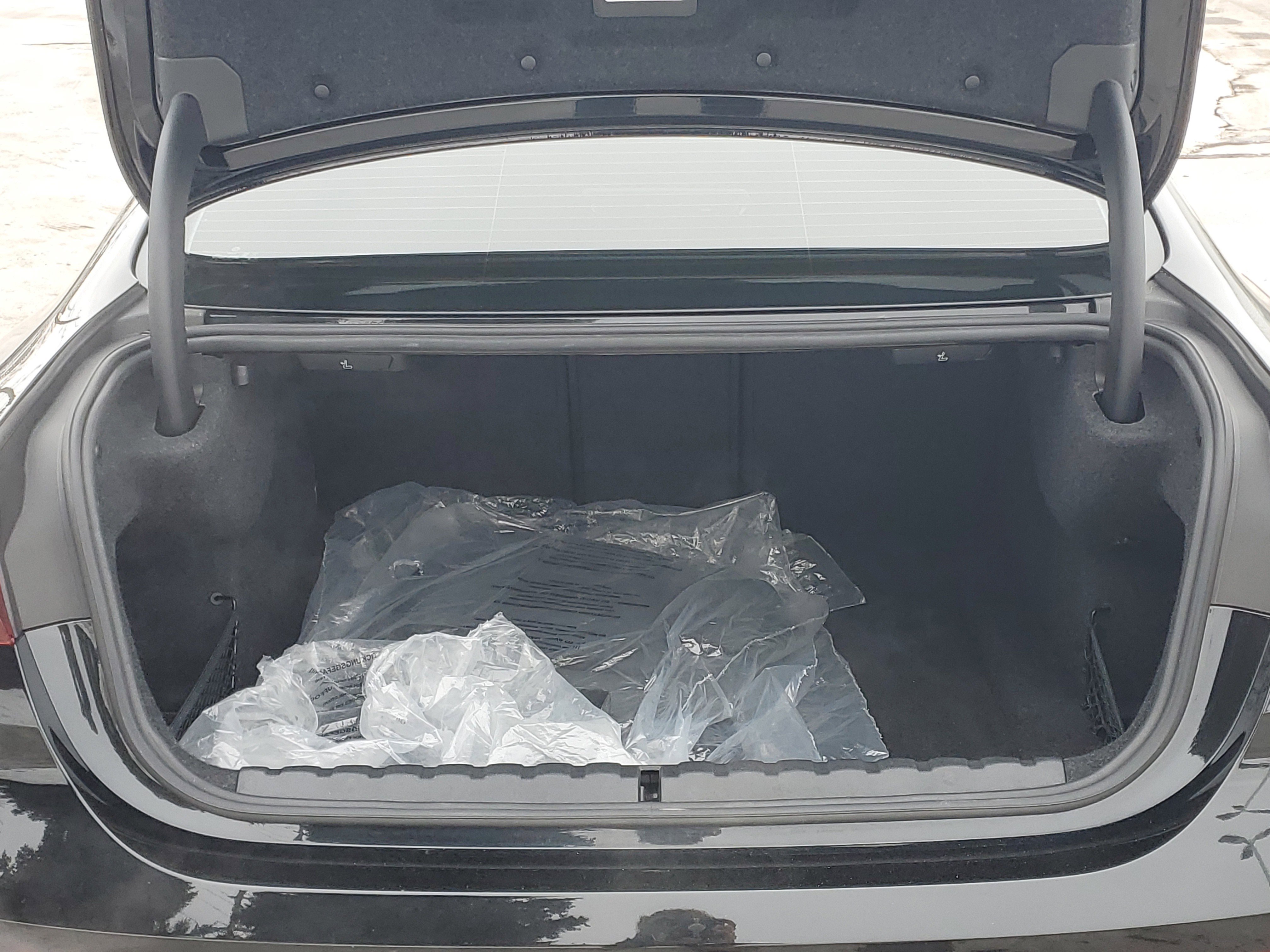 Used 2022 BMW 430i xDrive Coupe w/ M Sport Package image 25