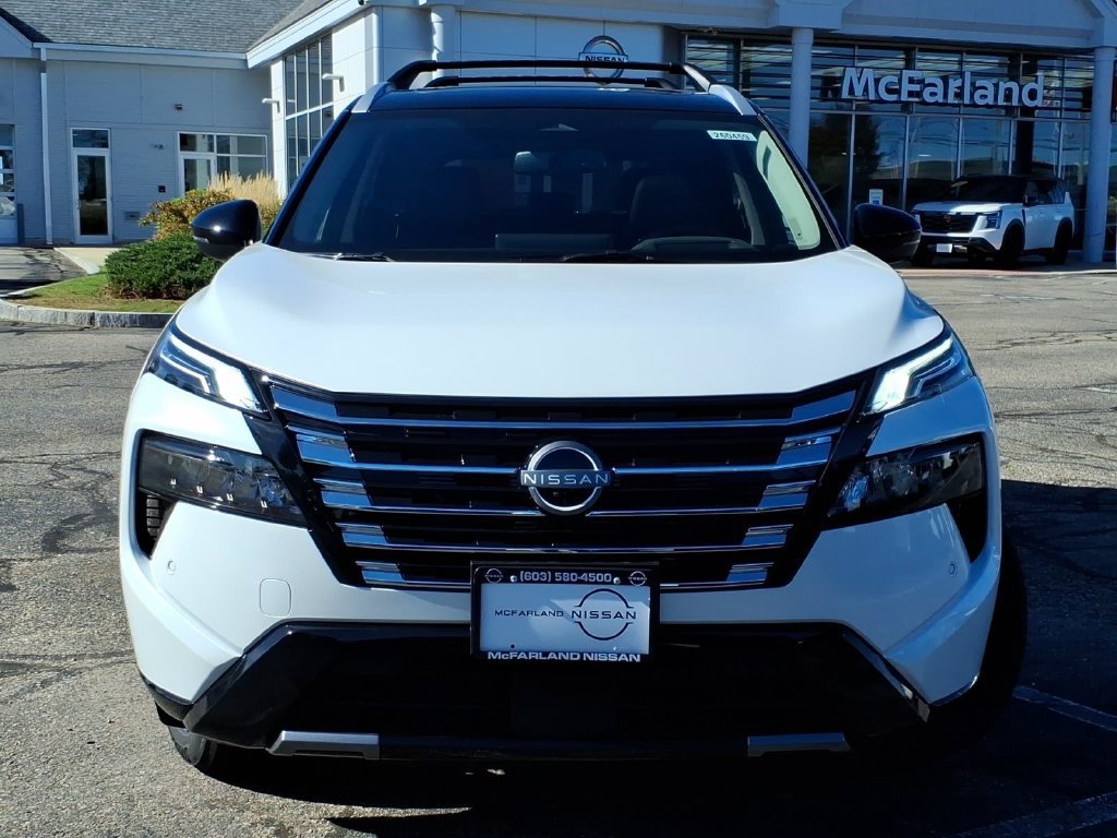 New 2026 Nissan Rogue Platinum AWD/4WD image 2