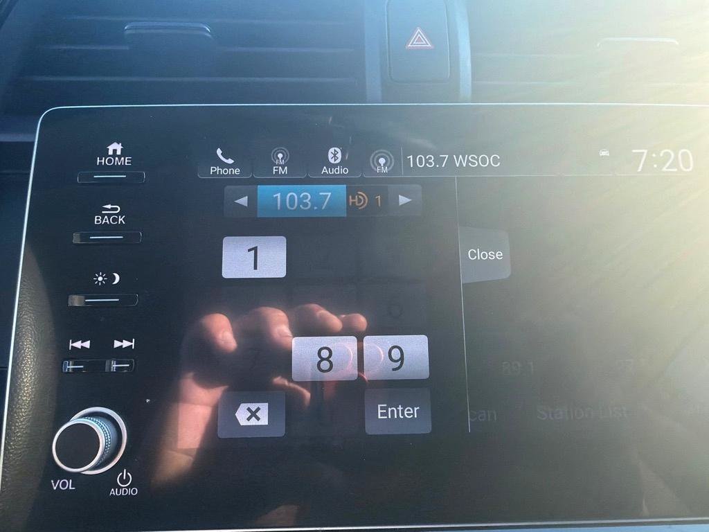 Used 2022 Honda Insight EX image 19